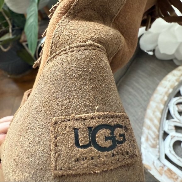 UGG Shearling Winter Snow Boots Women’s 7 - Picture 11 of 11